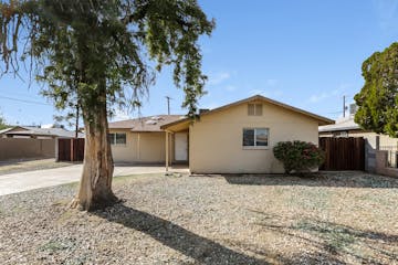 2932 N 46th Ave Phoenix, AZ 85031